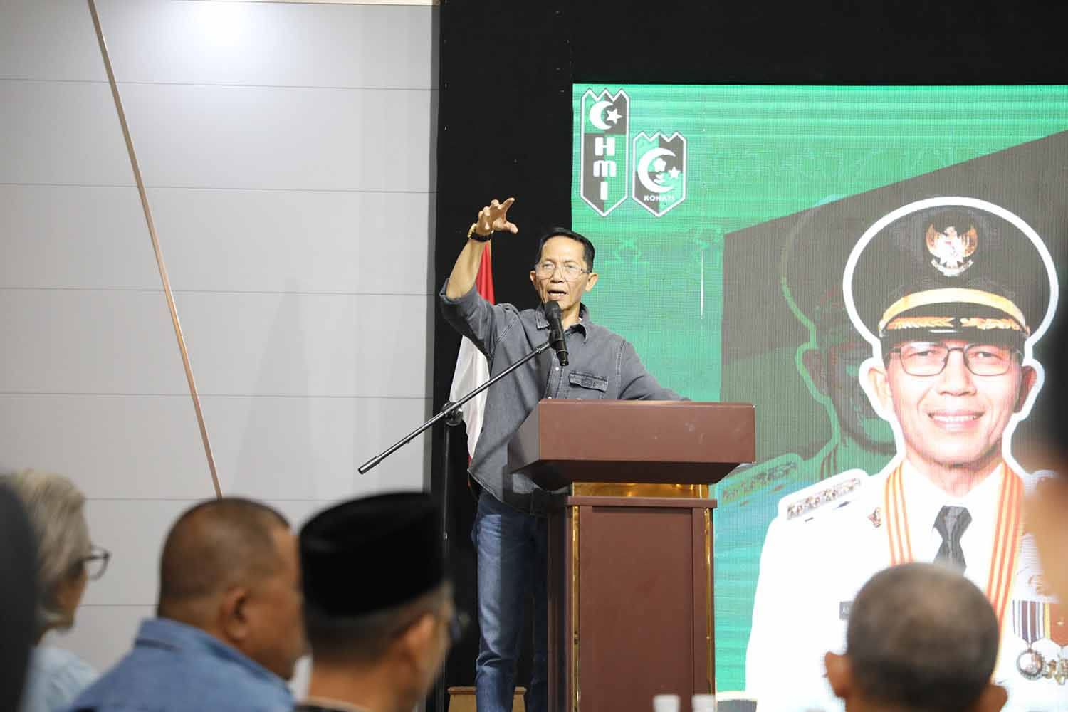 Pelantikan Pengurus HMI dan KOHATI Batam, Amsakar Tekankan Peran Mahasiswa sebagai Agen Perubahan