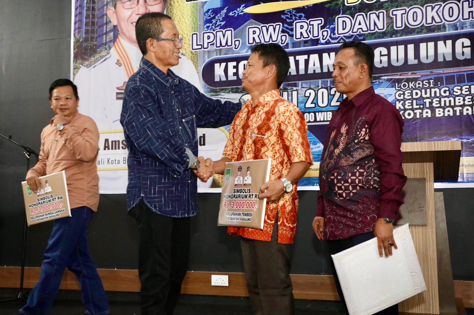 Amsakar Perkuat Peran RT, RW, dan LPM sebagai Penghubung Pemerintah dan Masyarakat