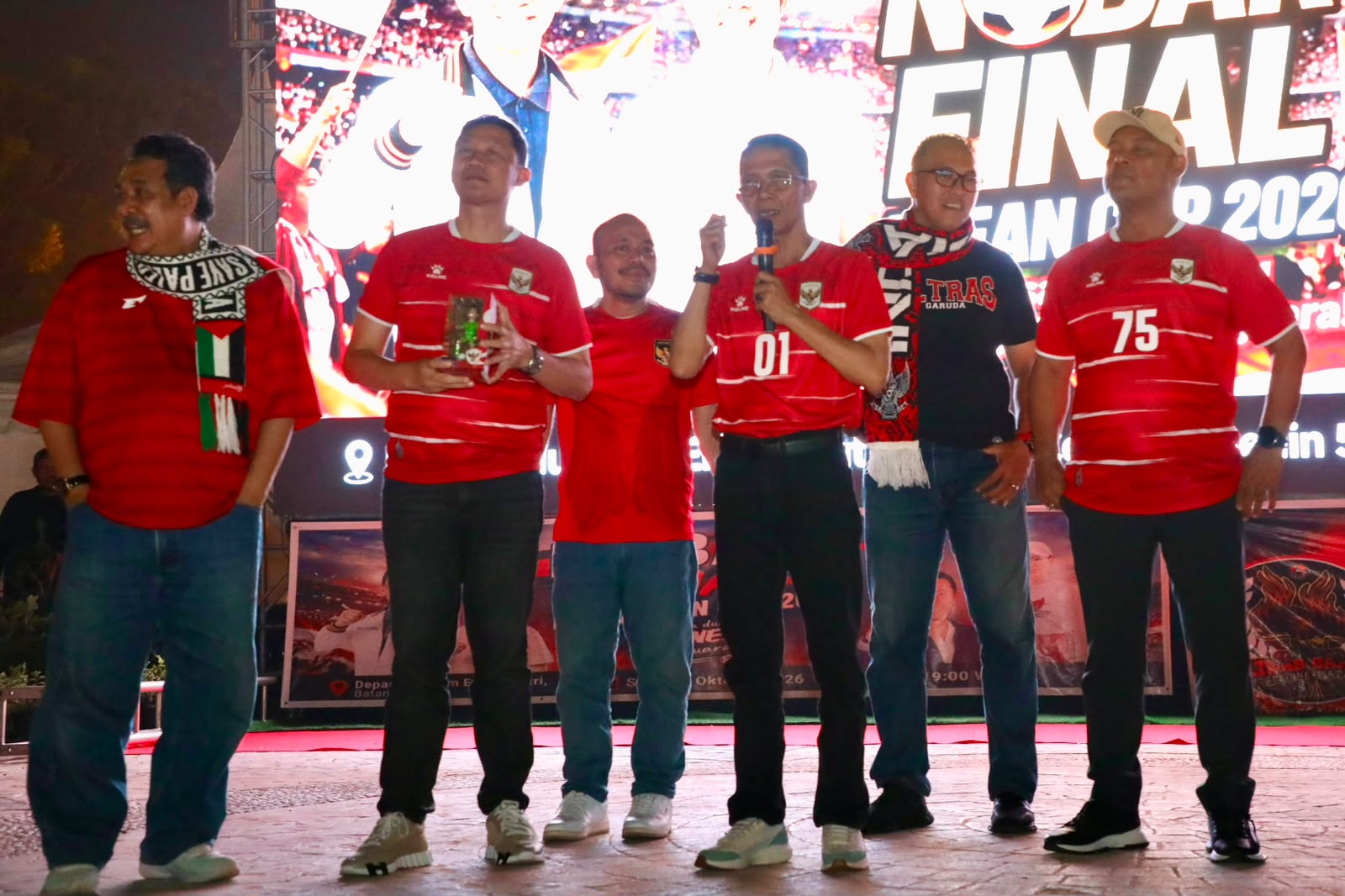 Indonesia Juara FIFA ASEAN Cup, Amsakar Rayakan Kemenangan Bersama Ribuan Warga Batam