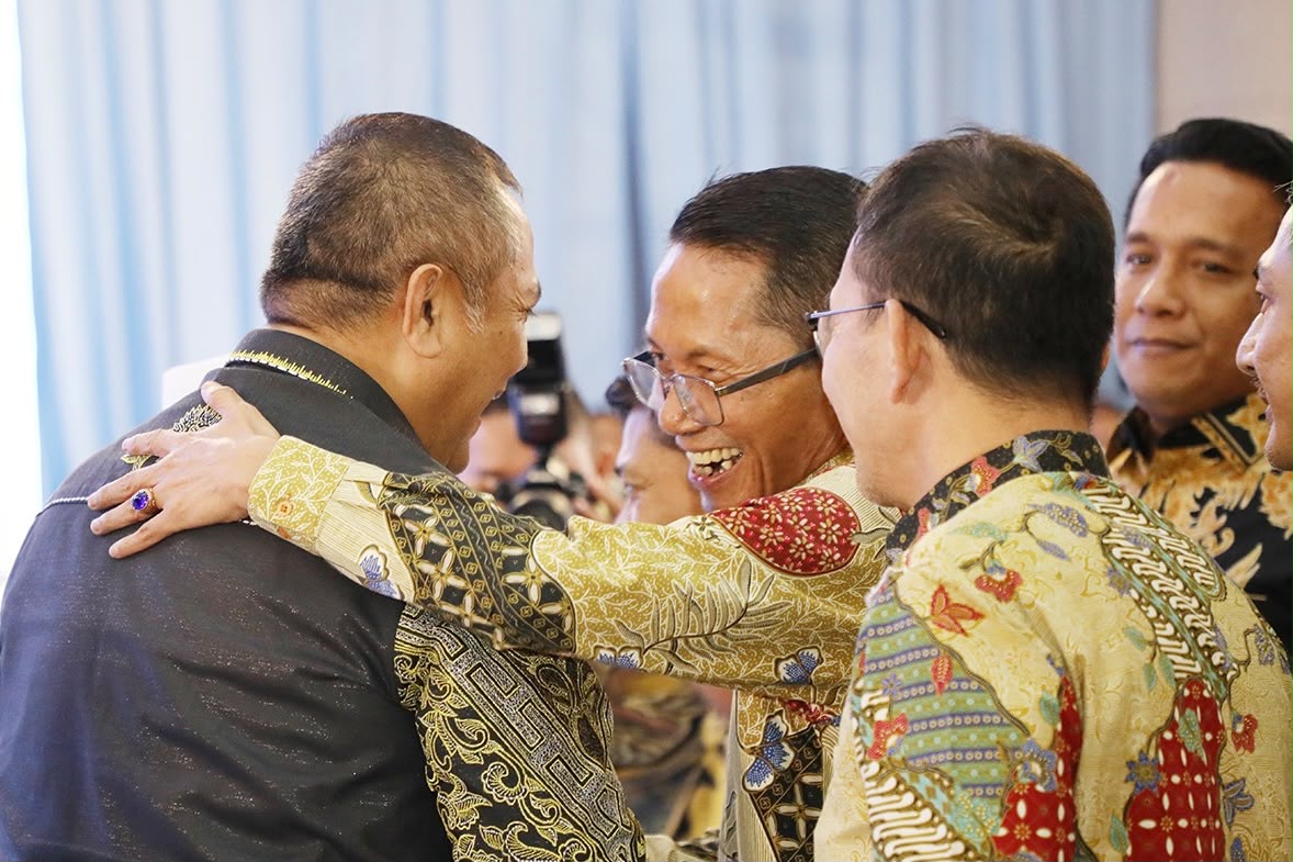 Pemko Batam Terima Donasi Peduli Gempa NTT